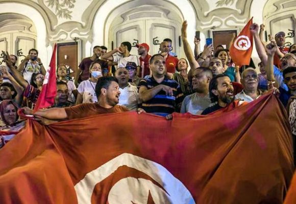 Les Tunisiens sont-ils hostiles à la démocratie ?  