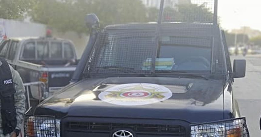 Monastir : Il tente de braquer une banque avec une fausse ceinture explosive avant de prendre la fuite