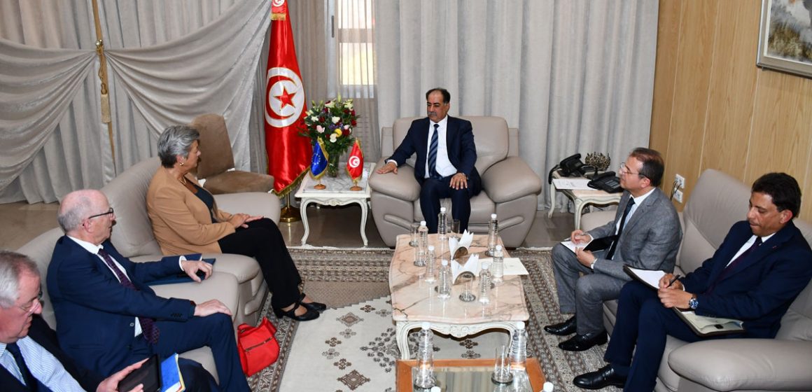 Tunisie-Commission européenne : partenariat opérationnel renforcé en matière de migration  