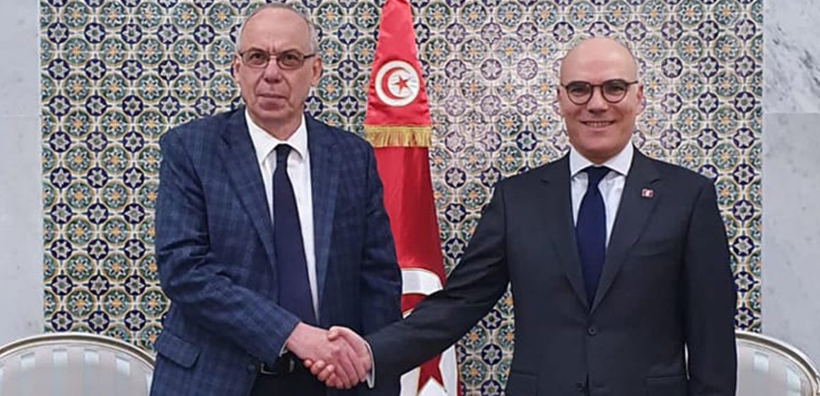 Tunisie-Russie : Le ministre Nabil Ammar reçoit l’ambassadeur Alexandre Zolotov