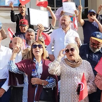 Tunisie : l’opposition à Kaïs Saïed ne désarme pas  