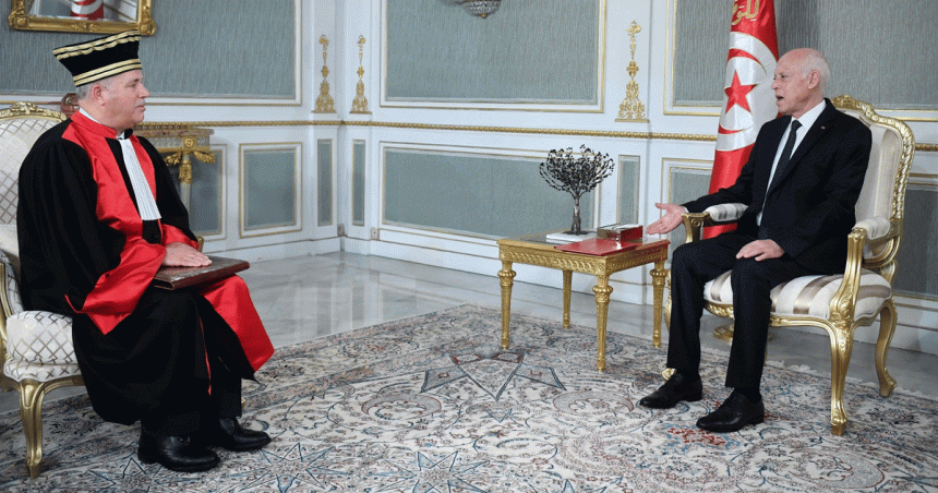 Tunisie : Kaïs Saïed maintient la pression sur la justice