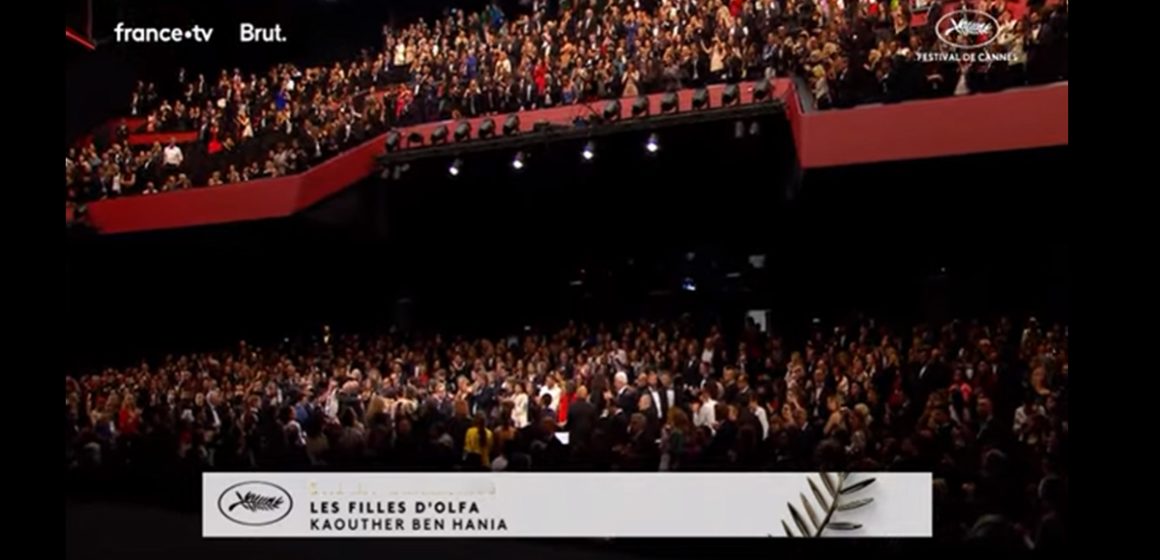Standing ovation pour le film tunisien « Les filles d’Olfa » en lice pour la palme d’or à Cannes (Vidéo)