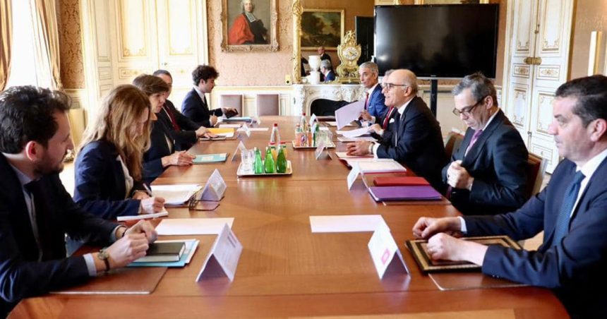 La France soutient les réformes économiques de la Tunisie