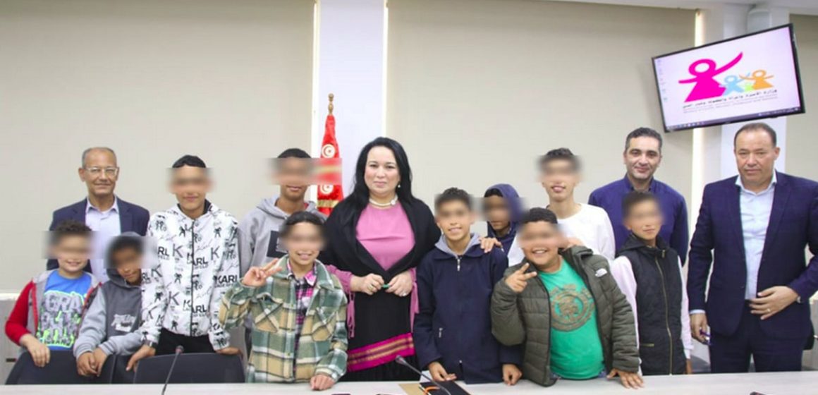 Tunisie : Du nouveau dans l’affaire du clip de rap avec des enfants munis d’armes blanches