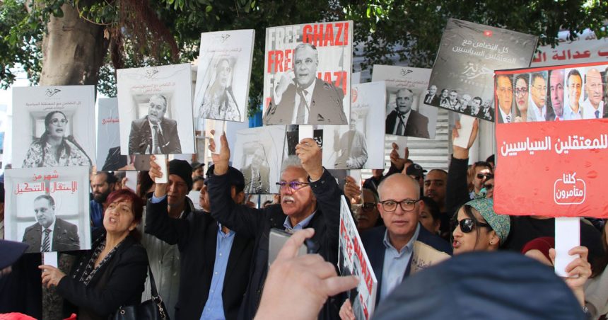 Rassemblement à Paris en solidarité avec les prisonniers politiques en Tunisie