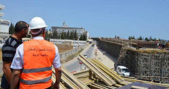 Chantier-Travailleurs Départ de travailleurs tunisiens du BTP vers l’Italie
