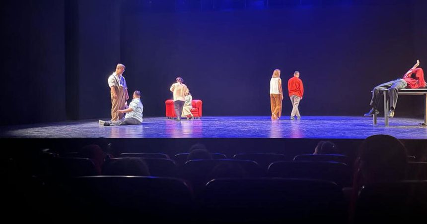 «Helma», spectacle donné par des Tunisiens et des Italiens à besoins spécifiques