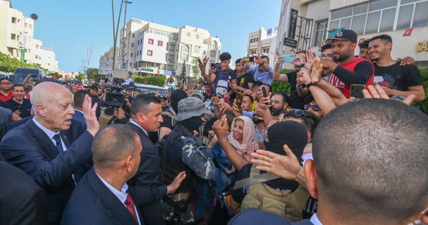Saïed appelle les Tunisiens à compter sur leurs «immenses richesses»