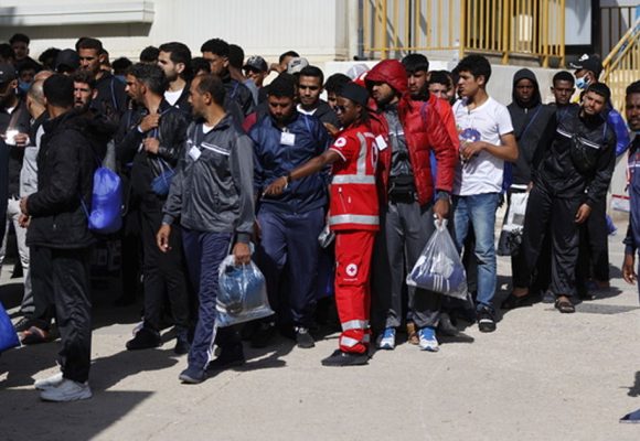 Arrivée de 18 bateaux de migrants à Lampedusa vendredi , dont un de Mahdia
