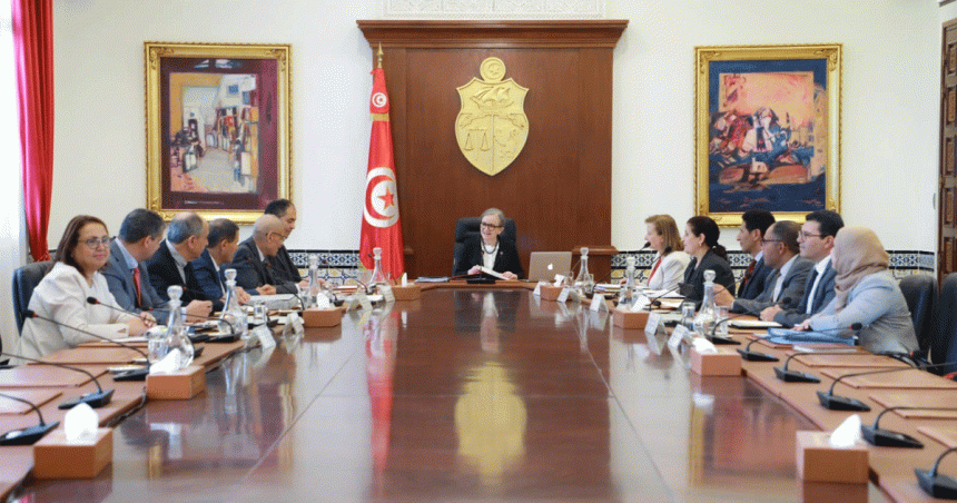Tunisie : en pleine crise de carburant, le ministre de l’Energie aux abonnés absents