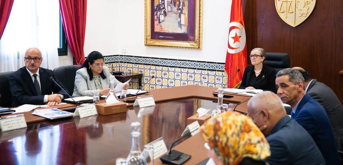 Tunisie : les patates au menu du gouvernement Bouden
