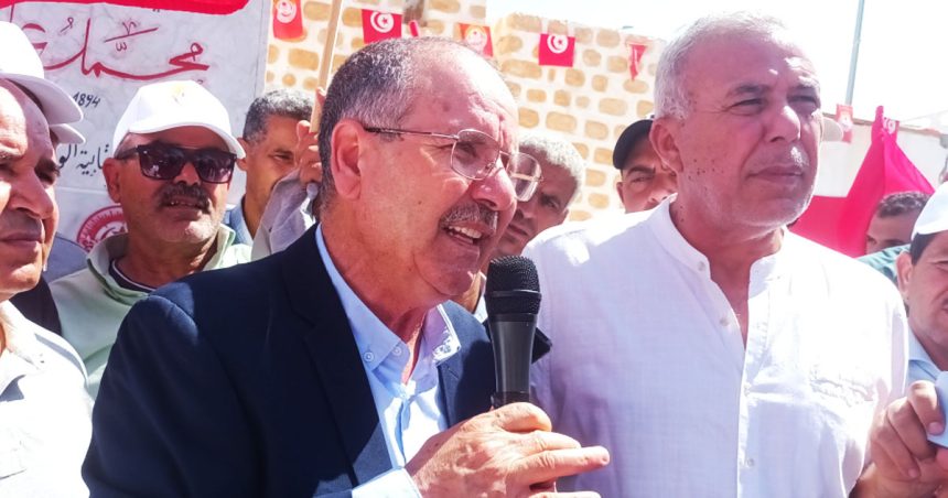 Tunisie : Noureddine Taboubi dans ses petits souliers