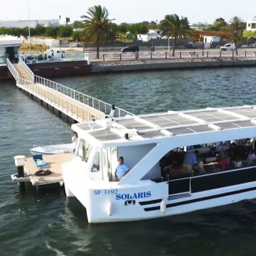 Ballade à bord du bateau Solaris au Lac de Tunis (vidéo)