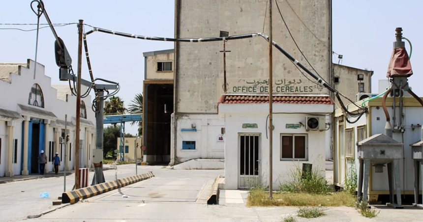 Des cargaisons de céréales attendent au large des ports tunisiens