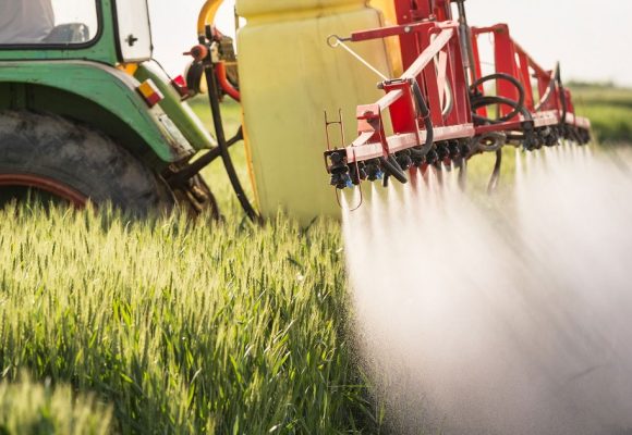 La Tunisie retire du marché de pesticides agricoles hautement dangereux