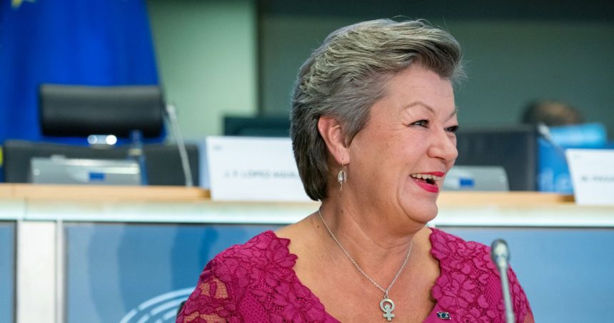 Johansson : «Une route fatale pour les migrants a été créée depuis la Tunisie»