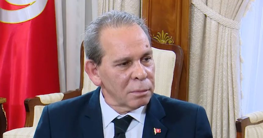 Communication: Hachani va-t-il marcher sur les pas de Bouden ?