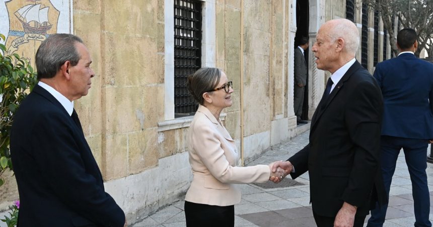 Tunisie : raisons et conséquences du limogeage du Premier ministre