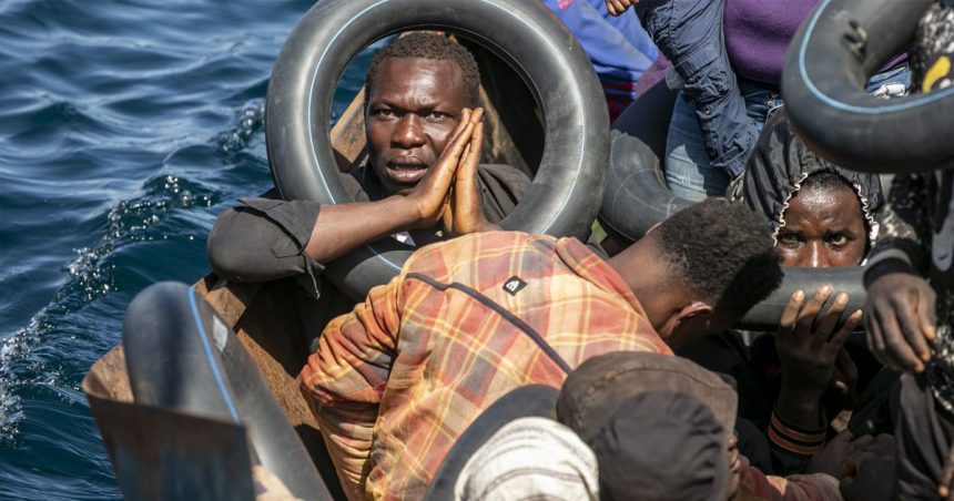 Tunisie : la répression des migrants affecte-t-elle les négociations avec le FMI ?