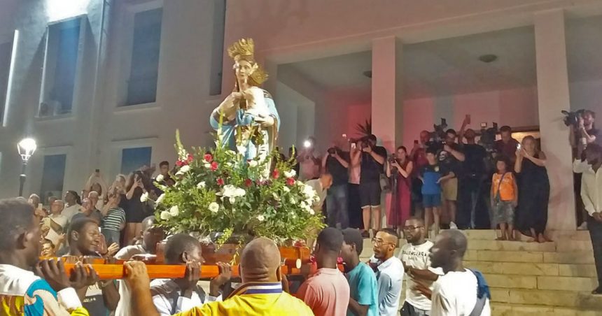 Tunisie : la Madone monte au ciel… à La Goulette  