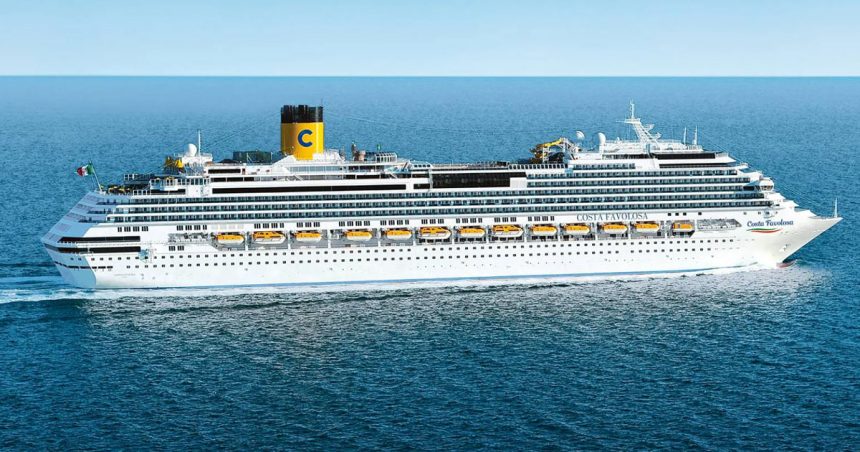 Croisière : le Costa Favolosa accoste au port de La Goulette