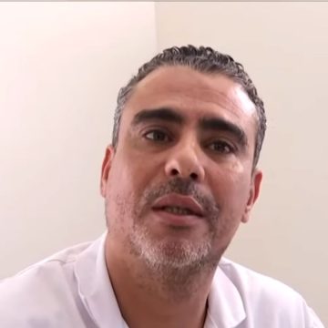 Le Dr Achraf Abdelkefi effectue la première arthroplastie totale en Guyane