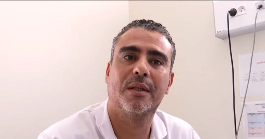 Le Dr Achraf Abdelkefi effectue la première arthroplastie totale en Guyane