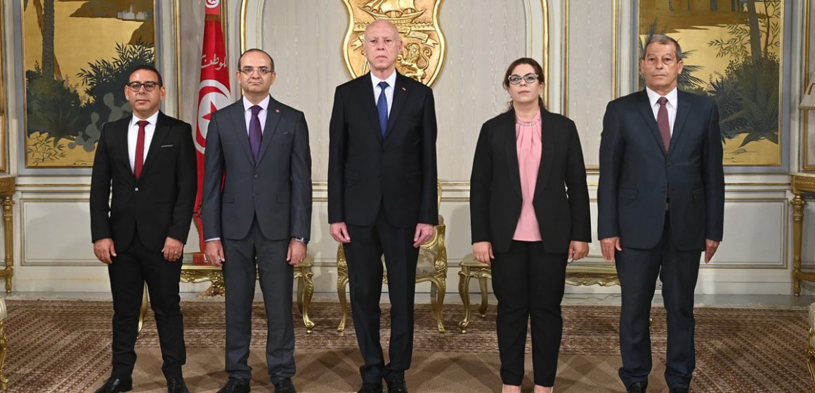 Tunisie : Les trois nouveaux membres de l’Isie prêtent serment