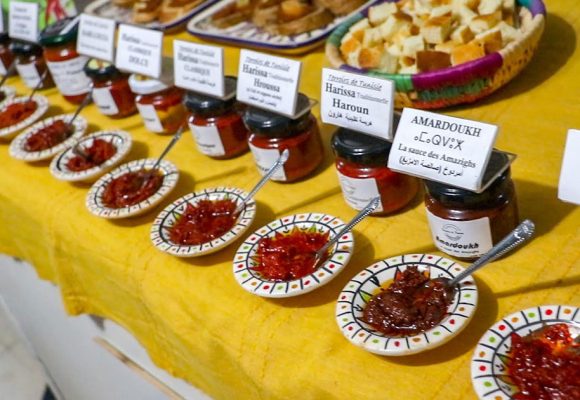 Harissa, la pâte de piment rouge qui réchauffe les plats et les cœurs