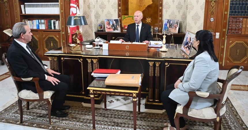 Saïed réitère la détermination des Tunisiens à compter sur leurs propres moyens