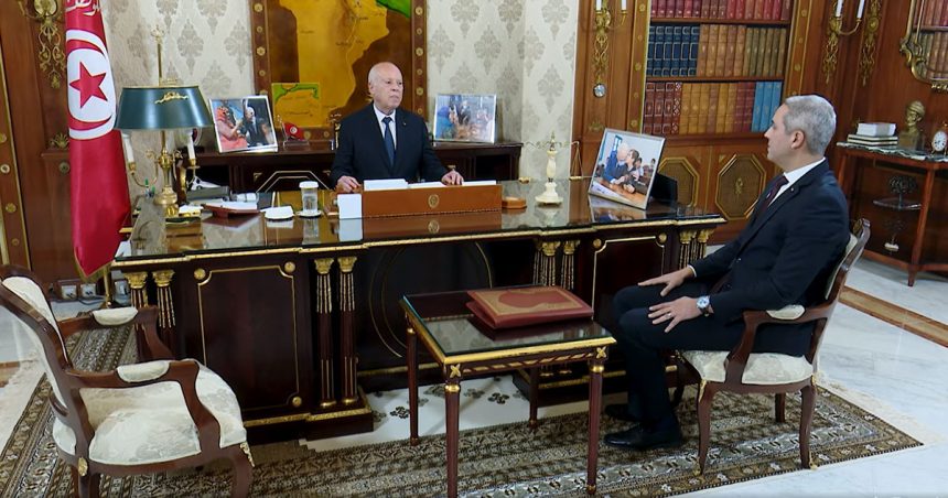 Kaïs Saïed s’attaque au tourisme, «dégradant pour les Tunisiens»