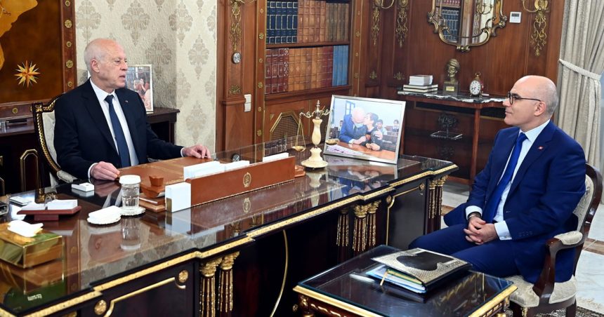 Virage tonitruant dans la diplomatie tunisienne