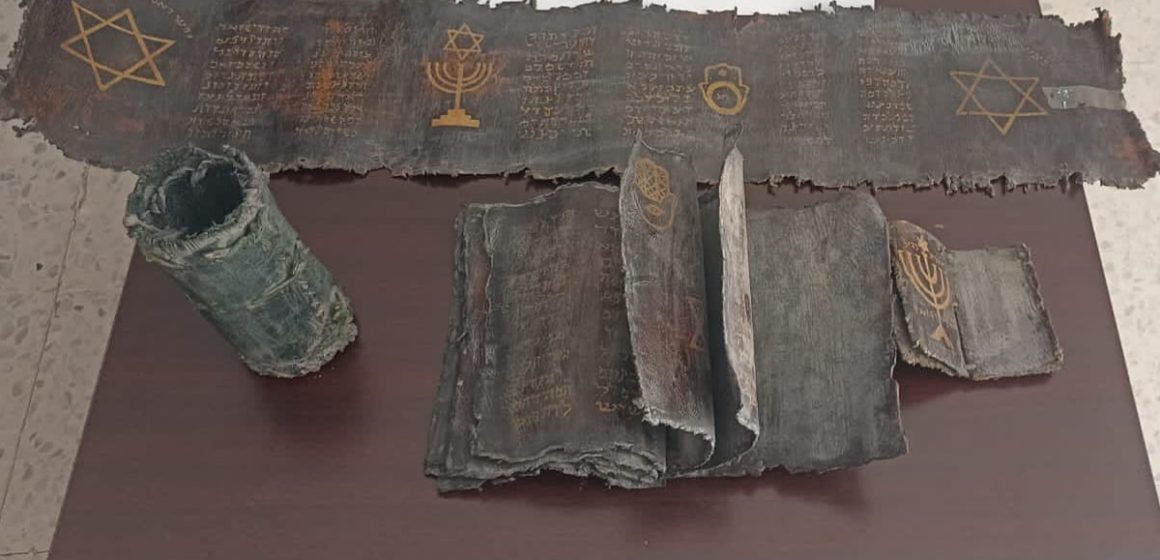 Trafic de pièces archéologiques : Saisie de manuscrits en hébreu à El-Jem