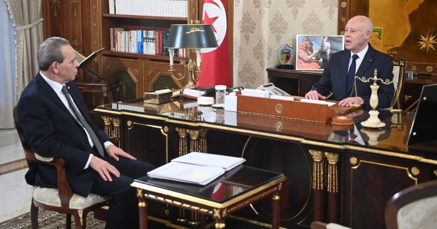 Kaïs Saïed et l’administration publique : le malentendu permanent