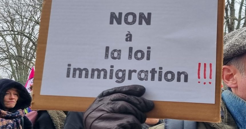 France : une «loi immigration» inutile et dangereuse  