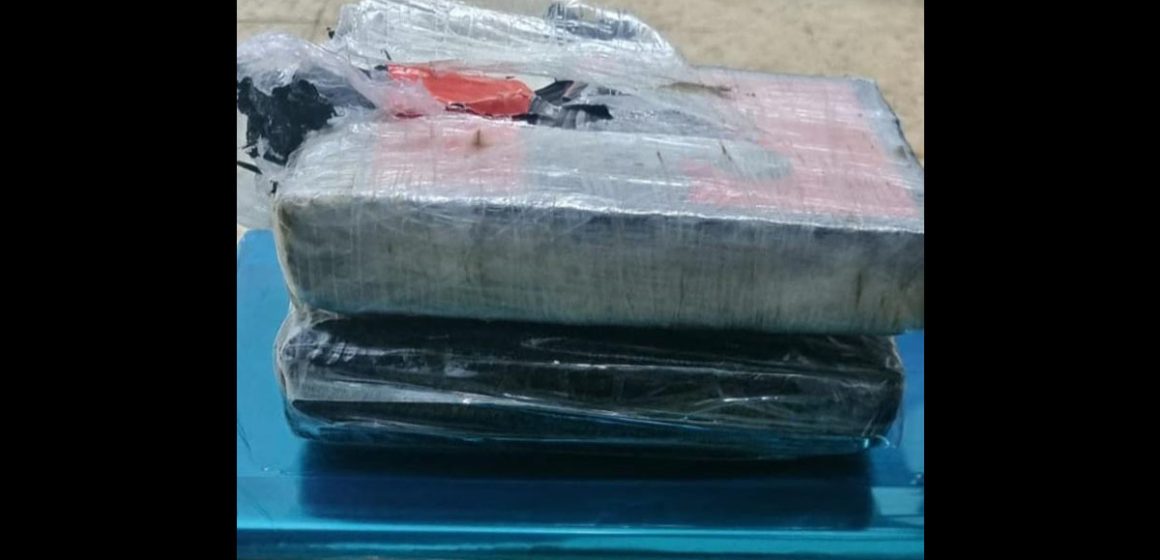Un étranger et 3 Tunisiens arrêtés avec 2,2 kg de cocaïne à Ras Jedir