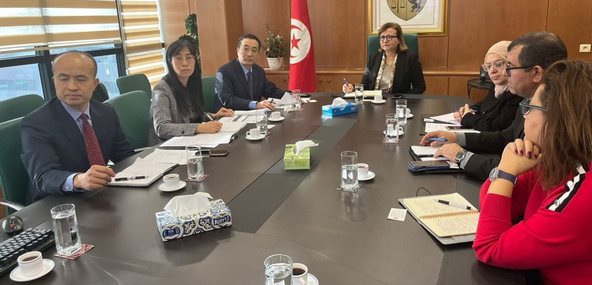 Tunisie : une entreprise chinoise s’intéresse au site minier de Sra Ouertane