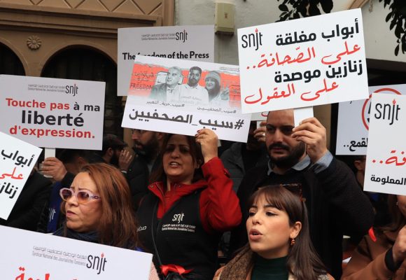 Le SNJT accuse la commission électorale de faire pression sur les journalistes