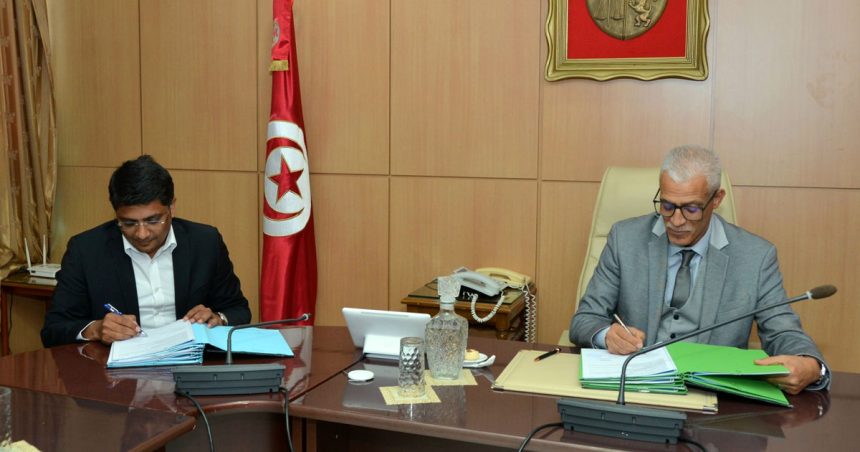 Tunisie : signature de l’accord relatif  à la construction d’une usine de traitement des eaux de surface à Bejaoua