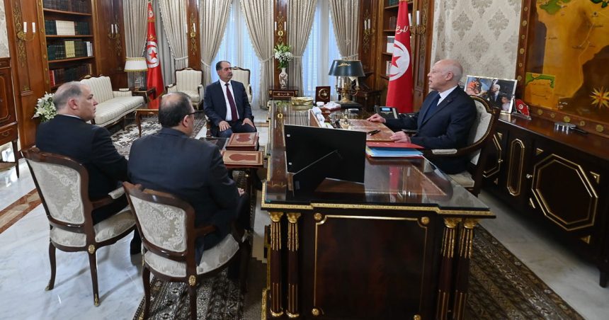 Tunisie : Kaïs Saïed continue de pointer les ennemis de la nation
