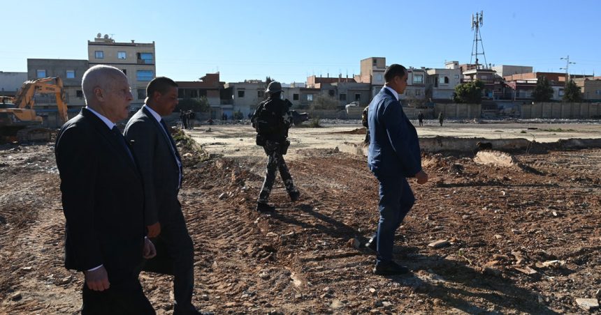 Tunisie : Kaïs Saïed s’enquiert du sort des déchets de construction