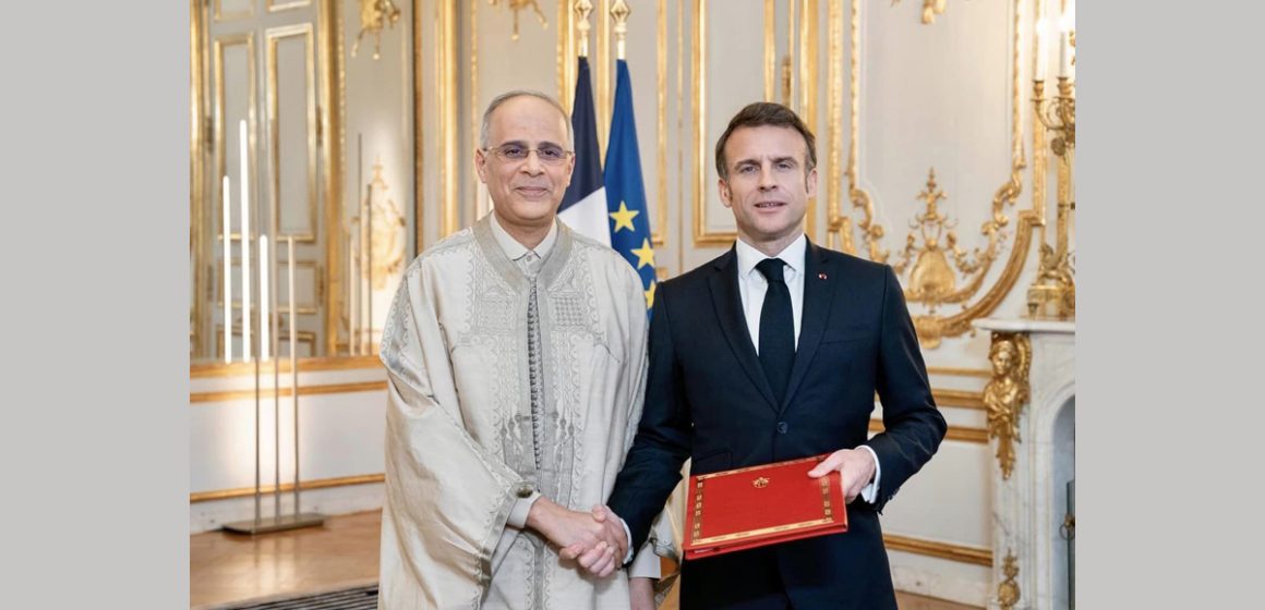 Tunisie-France : Dhia Khaled remet ses lettres de créance à Emmanuel Macron