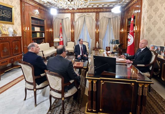Saïed dénonce les Tunisiens qui loueraient leurs services à une partie étrangère