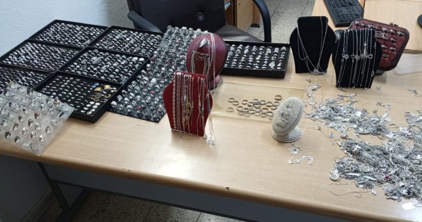 Contrebande : Saisie de 4,6 kg de bijoux en argent à Regueb