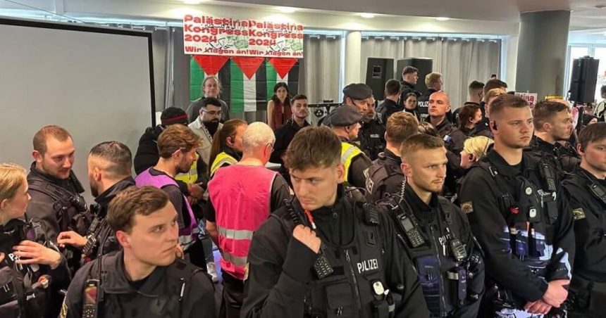 La police allemande attaque violemment une conférence sur la Palestine