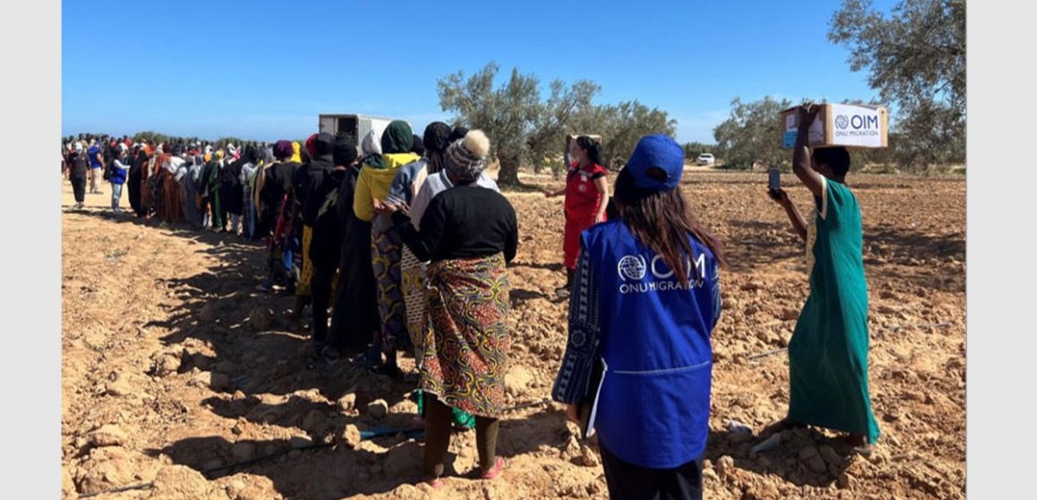 Tunisie : distribution de nourriture à 7000 migrants bloqués à Sfax