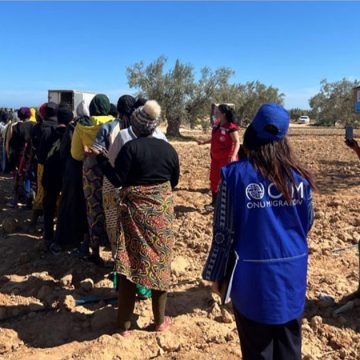 Tunisie : distribution de nourriture à 7000 migrants bloqués à Sfax