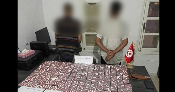 Kébili : Un étranger et un Tunisien arrêtés pour trafic de stupéfiants