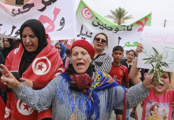 Janes prévoit des tensions en Tunisie lors des présidentielles  